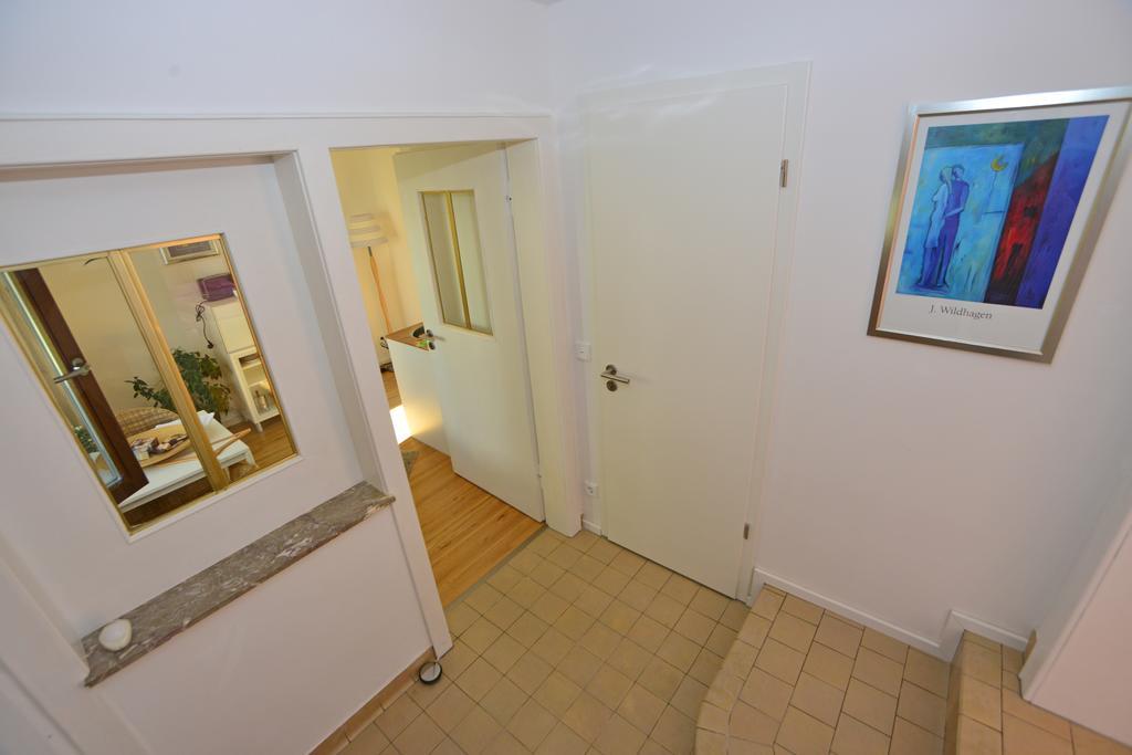 Moderne Ferienwohnung Deichstrasse Hennef  Szoba fotó