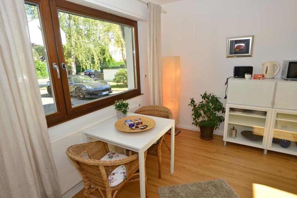 Moderne Ferienwohnung Deichstrasse Hennef  Szoba fotó