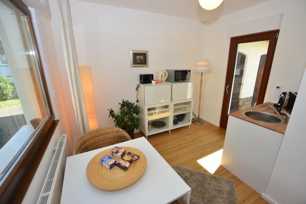 Moderne Ferienwohnung Deichstrasse Hennef  Szoba fotó